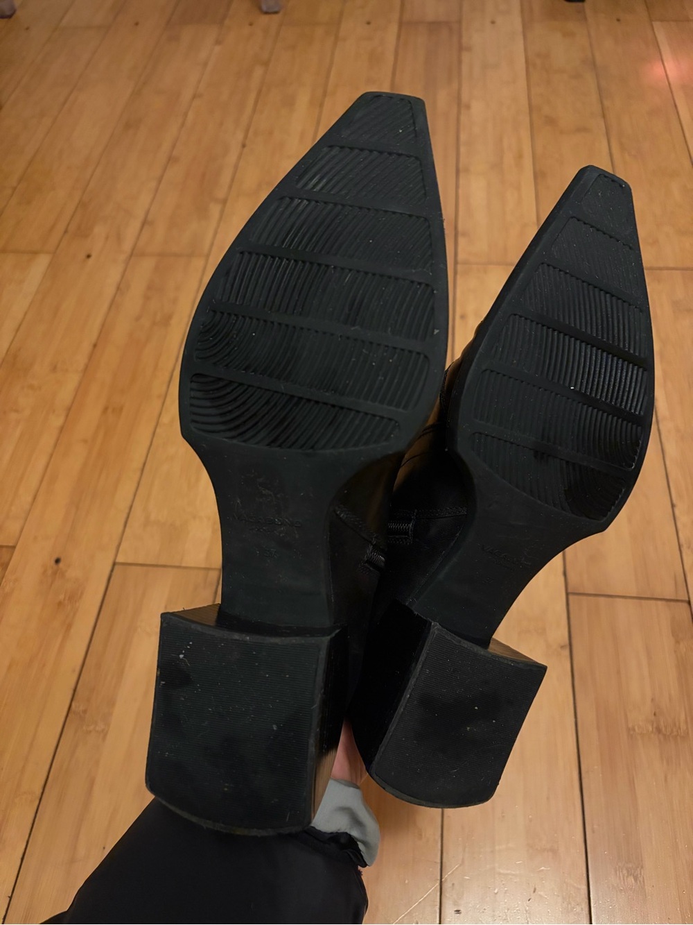 Vagabond Vivian Black Lace-Up Pointed Ankle Boots with Side Zip - Picture 8 of 8